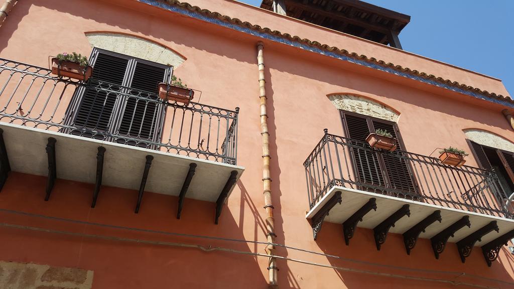 B&B Cinisi Vacanze Екстер'єр фото